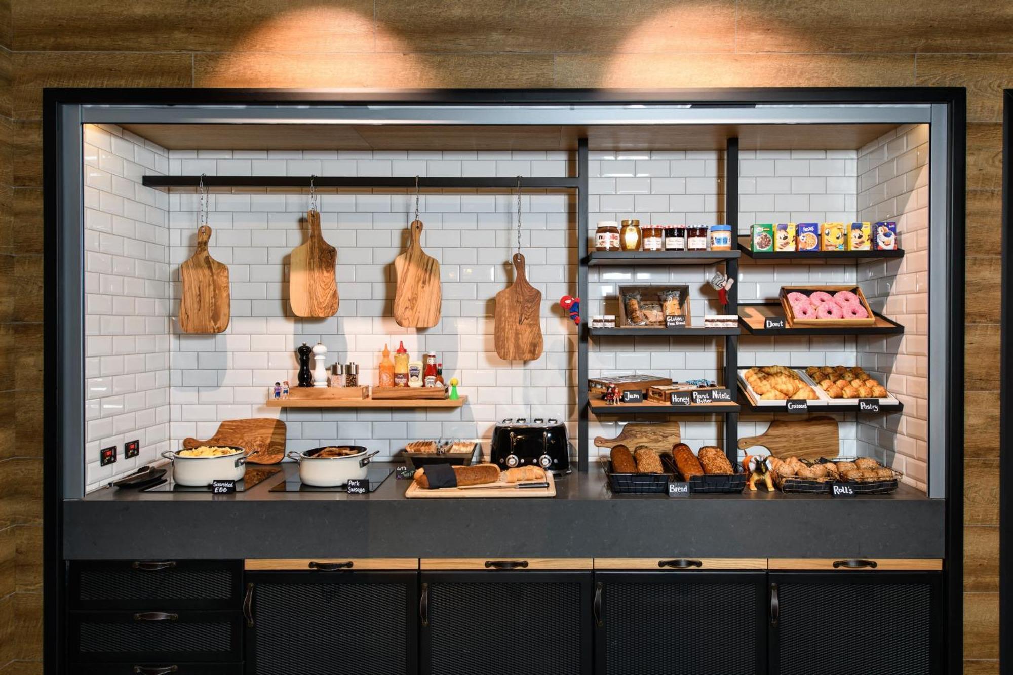 Moxy Stuttgart Feuerbach Hotel Kültér fotó